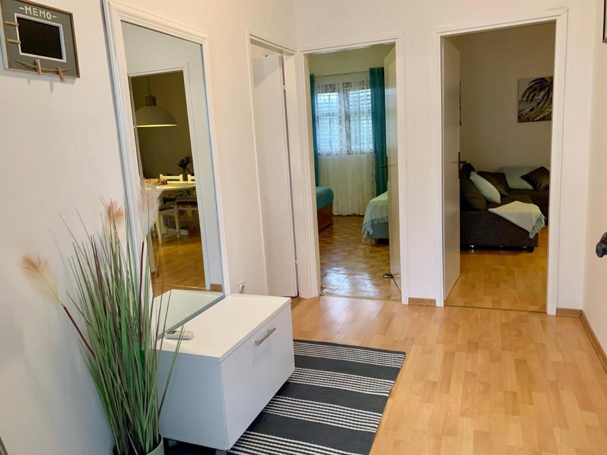 Apartments Beata Маріна Екстер'єр фото