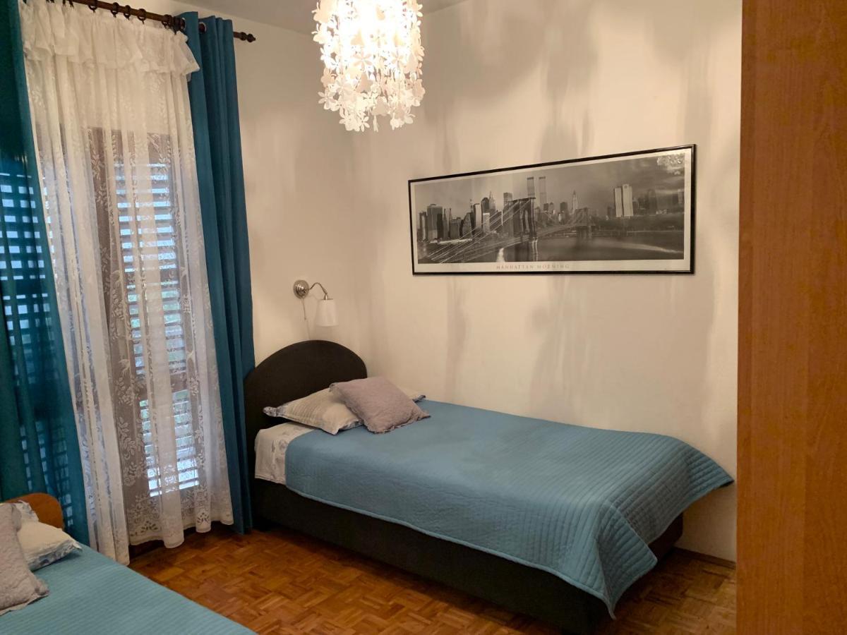 Apartments Beata Маріна Екстер'єр фото